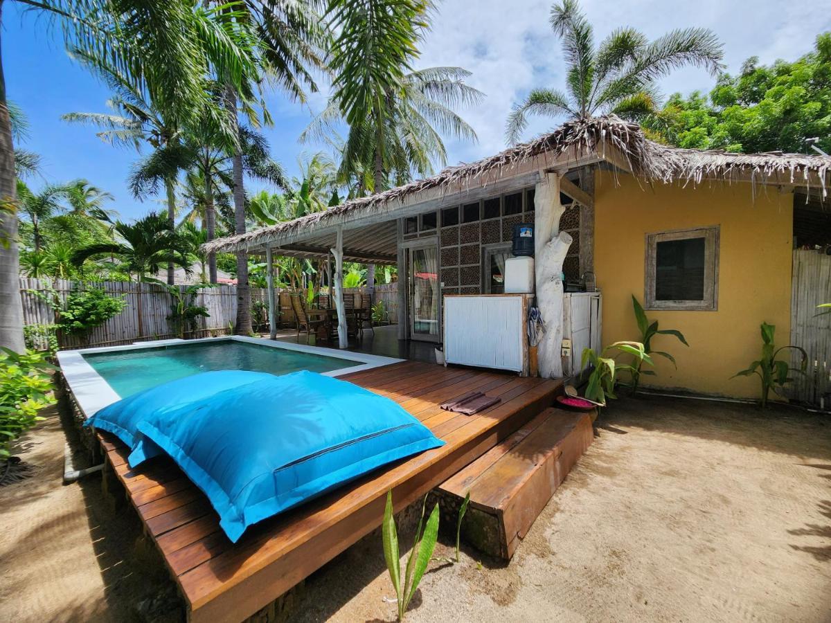 Bamboo Lodge Gili Trawangan Exterior photo